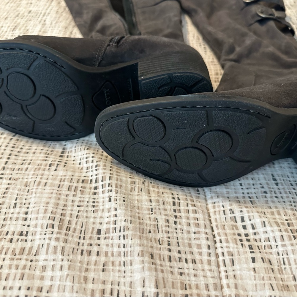 Born Knee high suede Boots - Picture 3 of 5